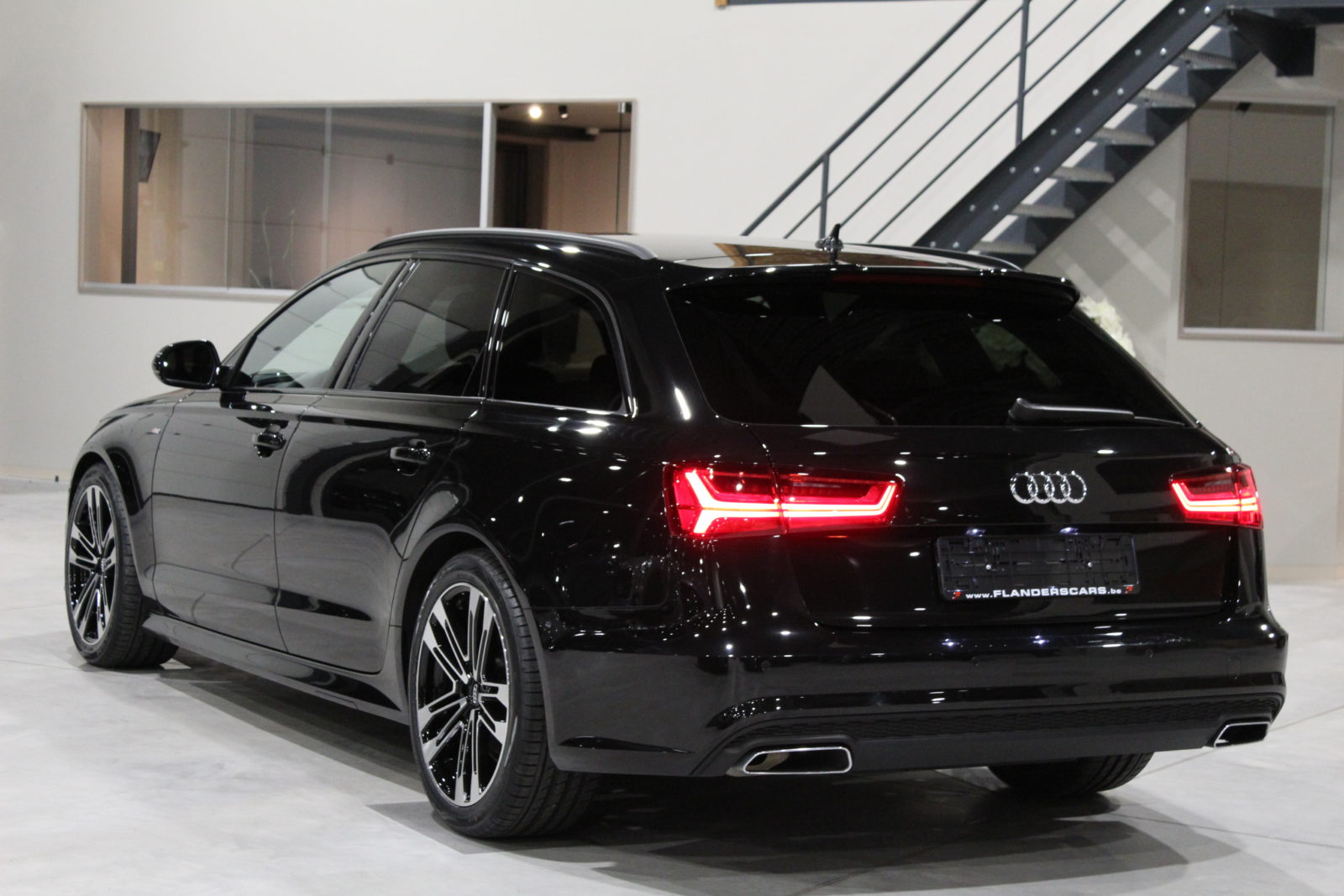 Audi A6 Avant S-Line Black Edition - Flanders Cars