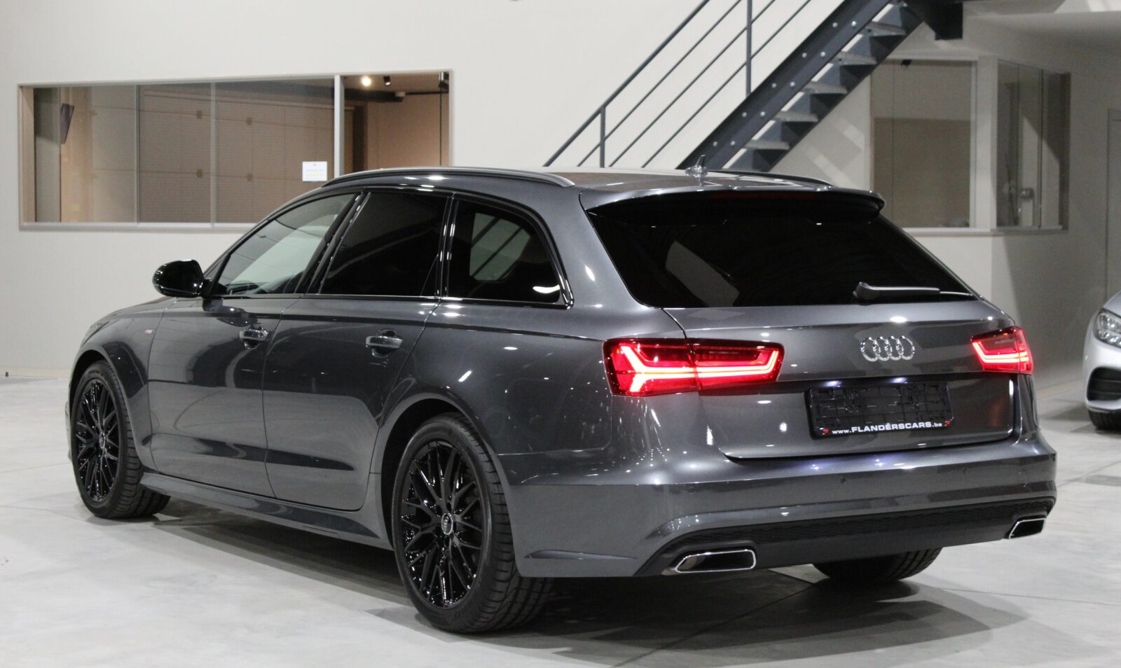 Audi A6 S-line Plus Black Edition - Flanders Cars