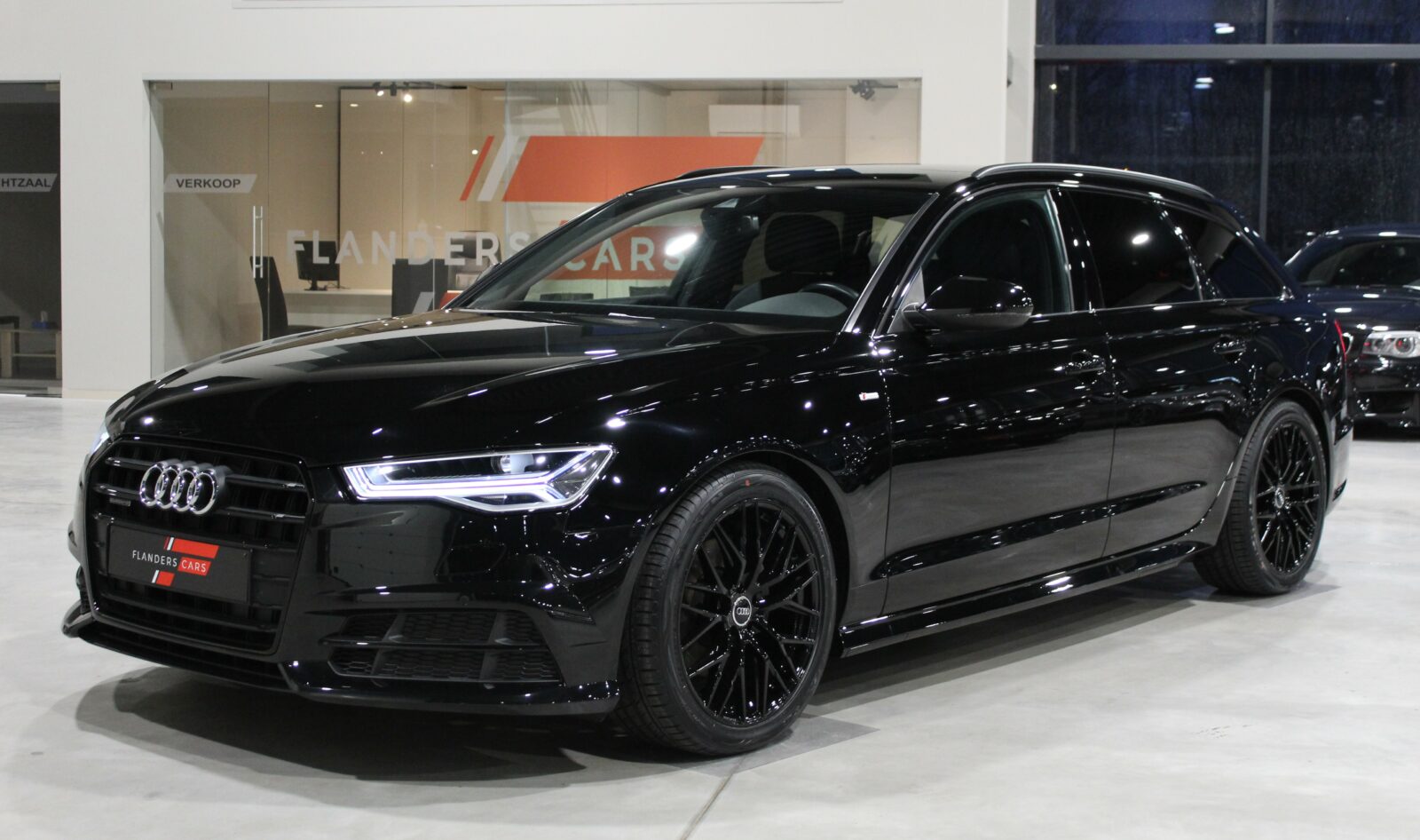 AUDI A6 2.0 TDI Black Edition Flanders Cars